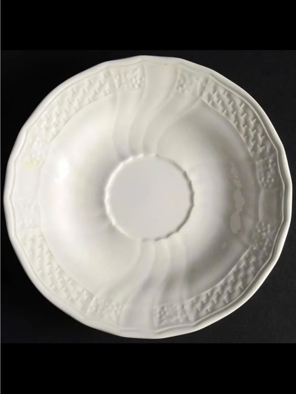 Rare! MIKASA Renaissance White Double-Handled Flat Cream Soup Bowl 4 3/4 repair